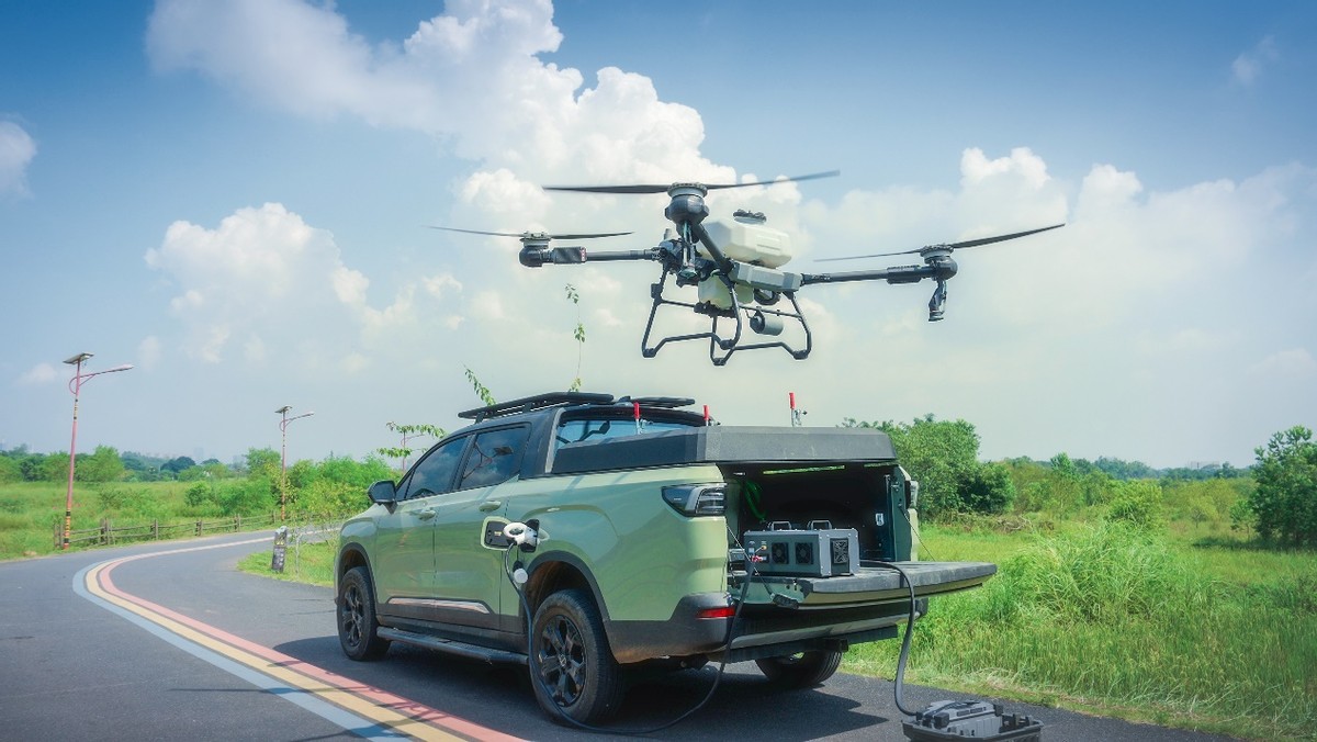 吉利新能源皮卡：新农人飞手的 “移动能源 + 生活” 全能伙伴